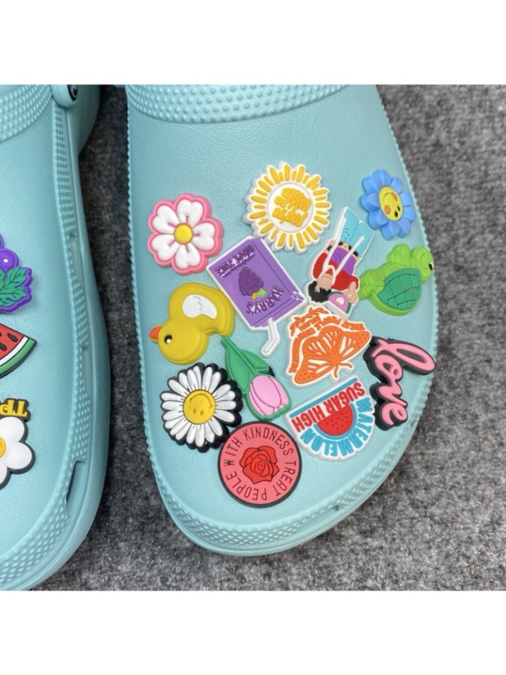 CROCS Original Classic Unisex M9 Women's 11 Aqua Convertible Clogs + 34 Jibbitz - Picture 9 of 12